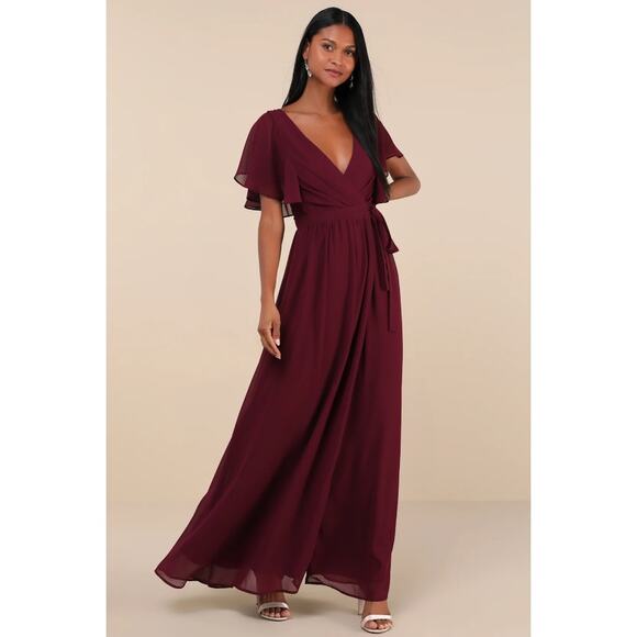 NWT Lulus Convincing Grace Burgundy Flutter Sleeve Wrap Maxi Dress Wedding Sz M - Picture 1 of 8